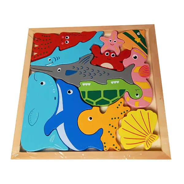 wooden cartoon animal puzzle 600 x 600px 01